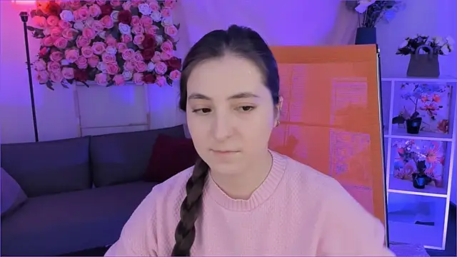 VirtuallVoyant Live XXX Chat