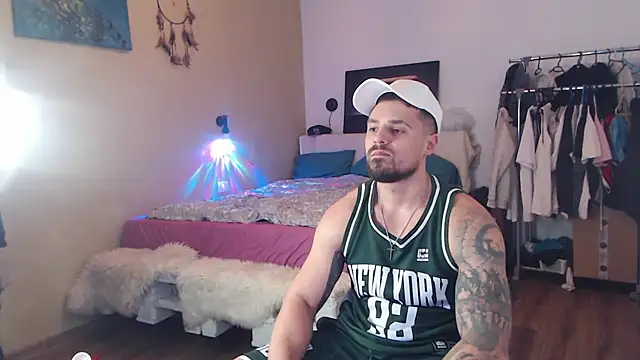 Chat XXX en directo de Tiberius_hunk