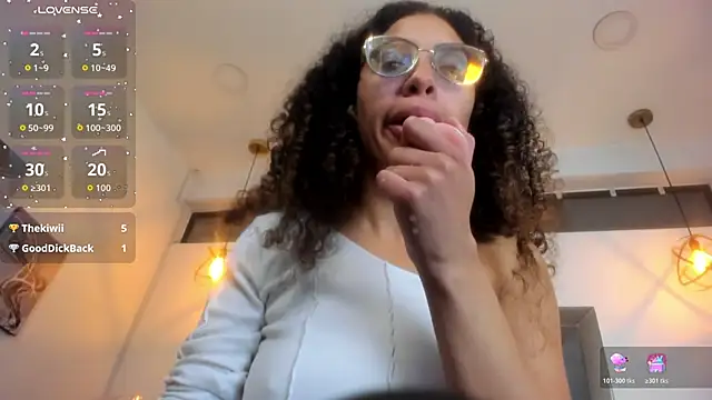 Hanna_Cornee_ 라이브 XXX 채팅