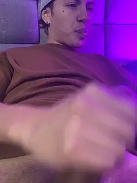 NaytonFreeman élő XXX-chatje