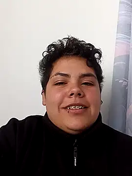 Hailey_Curvy Show in webcam