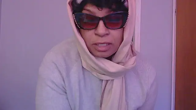 MSweetLindaParks Chat XXX in diretta