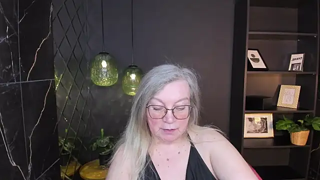 NataliMellow webkamerás műsora