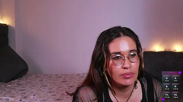 kathieandpovcock1 现场XXX聊天