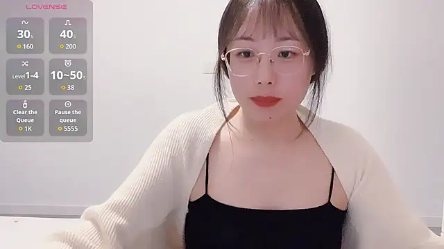 suisui322 网络视讯表演