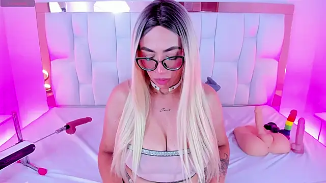 CamilleJuicy_ live XXX chat