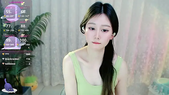 Chat +18 de Aimee-520 ao vivo