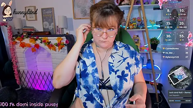 Chat XXX en directo de HunnyyLove