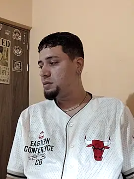 HallowedMilan 라이브 XXX 채팅