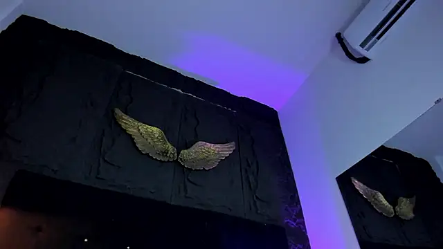 Chat XXX ao vivo de Rose_Blossom