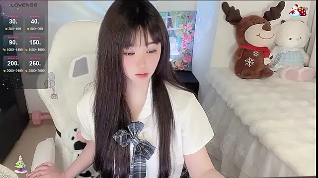 yuii-7's Live XXX Chat