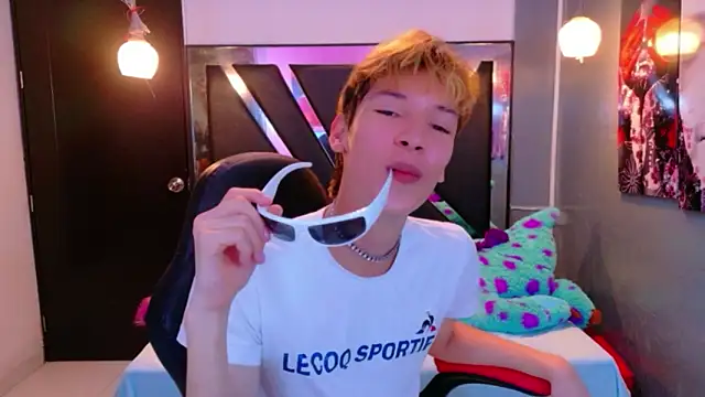 park_jimin1 Adlı Modelin Canlı XXX Sohbeti