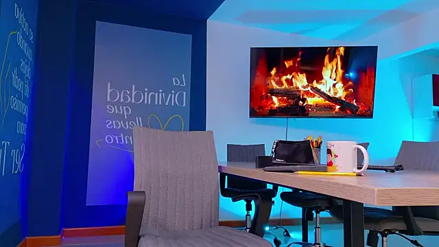 We_DM's Live XXX Chat