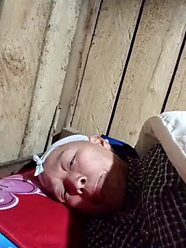 Agnes-baby 即時 XXX 聊天