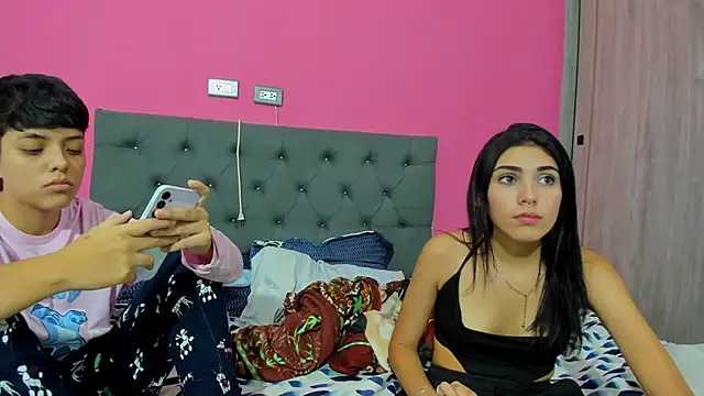 ariloe_quintero élő XXX-chatje