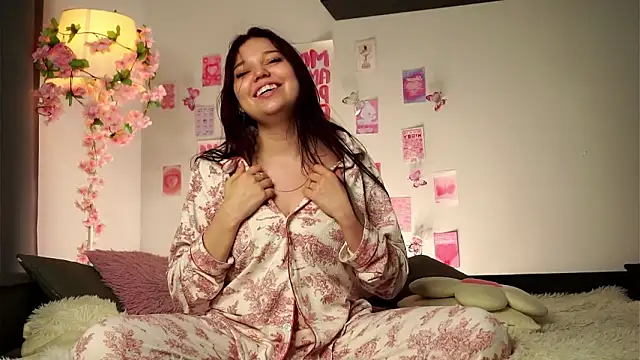 ManyMercuriのライブXXXチャット