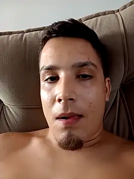 Brhryan Adlı Modelin Canlı XXX Sohbeti