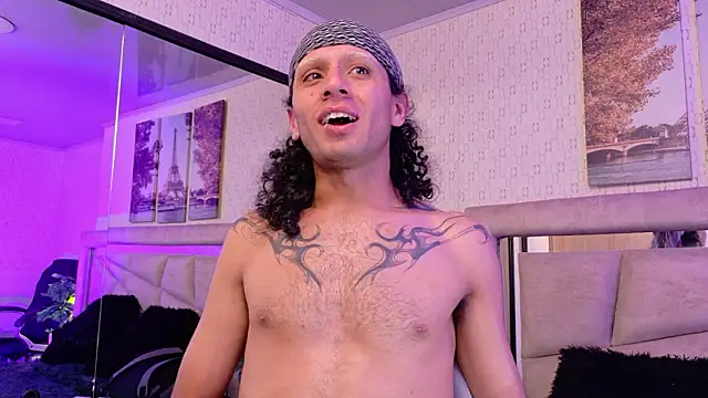 XXX chat uživo modela 4L3JX