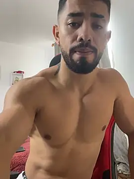 Ezzio_Scolaro 라이브 XXX 채팅