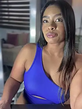 Pokazy przed kamerką – _caroline_jackson_