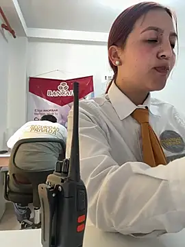 Emily-7_ Chat XXX in diretta