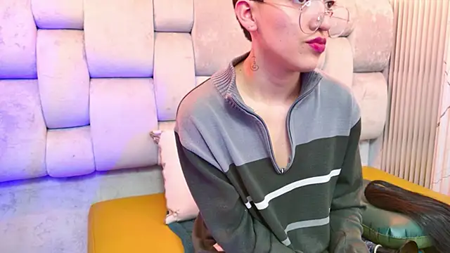 Chatroom XXX en direct de MichaelRossexxx