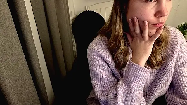 Just_L0VE_me Adlı Modelin Canlı XXX Sohbeti