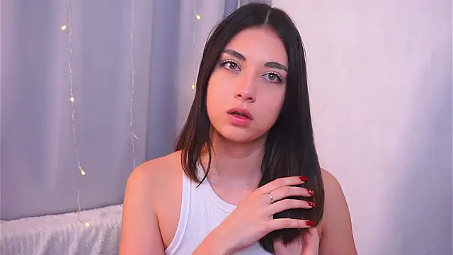 ElyseMangina's Live XXX Chat