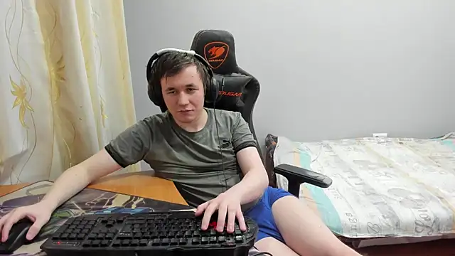 iliaskrislove Show in webcam