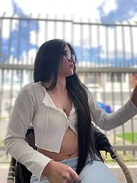 PamelaJonsom_ Chat XXX live