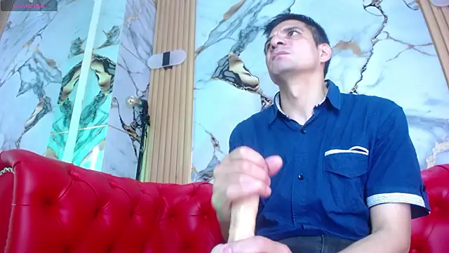 Adam_Arango_ Live XXX-chat