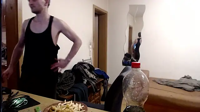 Pokazy przed kamerką – sexymann92