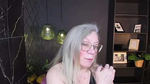 NataliMellow 现场XXX聊天