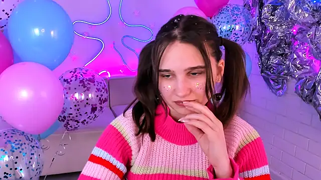 Chatroom XXX en direct de TessaMill