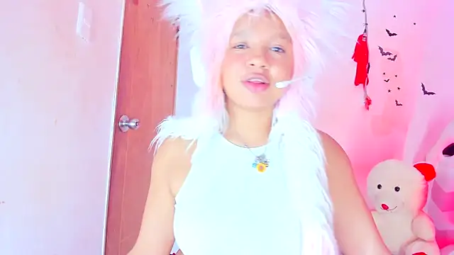 Emily_Coper18 Chat XXX live