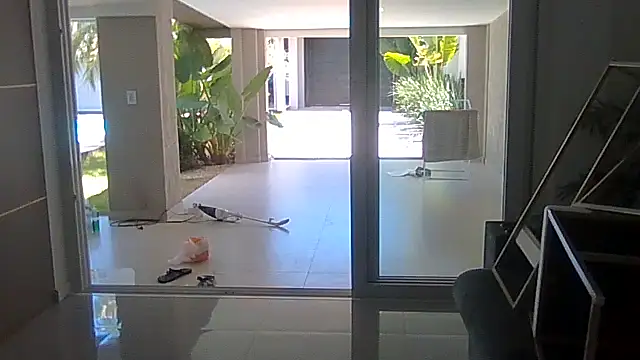 JUNINHOLEKEJR live XXX chat