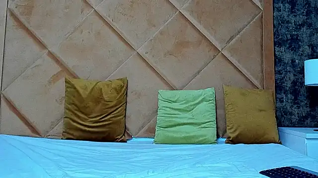 TinyBlair live XXX chat