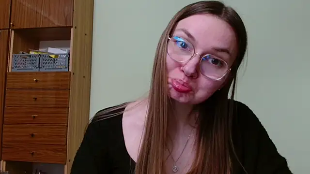 LooveELLYx Live XXX Chat