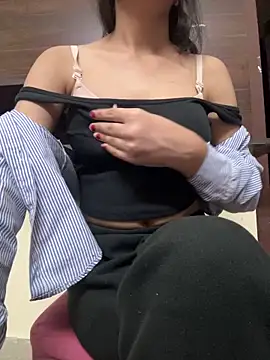 ModelbigbobsのライブXXXチャット