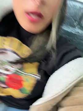 Czat XXX na żywo – Cami_Leon2