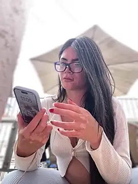 PamelaJonsom_ Adlı Modelin Canlı XXX Sohbeti