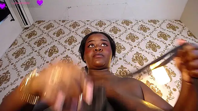 KARATIBBY_COX Adlı Modelin Canlı XXX Sohbeti