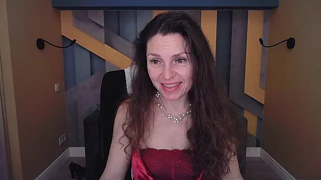 EllaLong Live XXX Chat