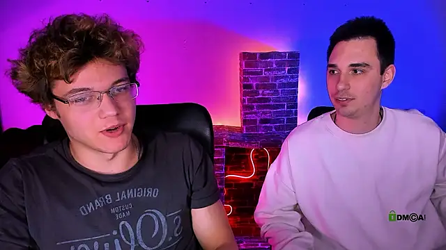 Chatroom XXX en direct de lucas_long_