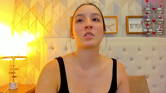 Chat +18 de Pia_Johnson_ ao vivo