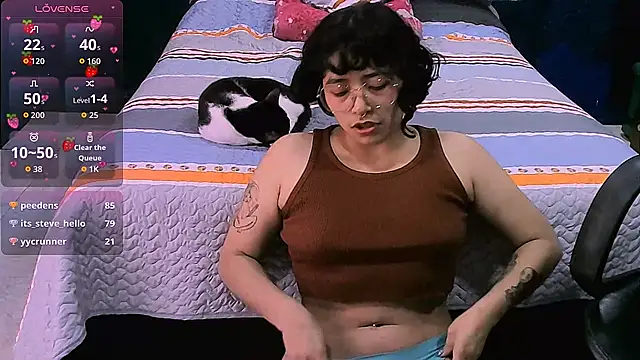 Онлайн чат XXX NinaYellow