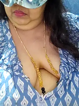 tamilthanushri 라이브 XXX 채팅