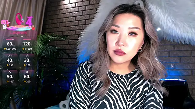 nicky_owl Adlı Modelin Canlı XXX Sohbeti