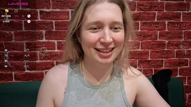 CitrusBlissss' Live XXX Chat