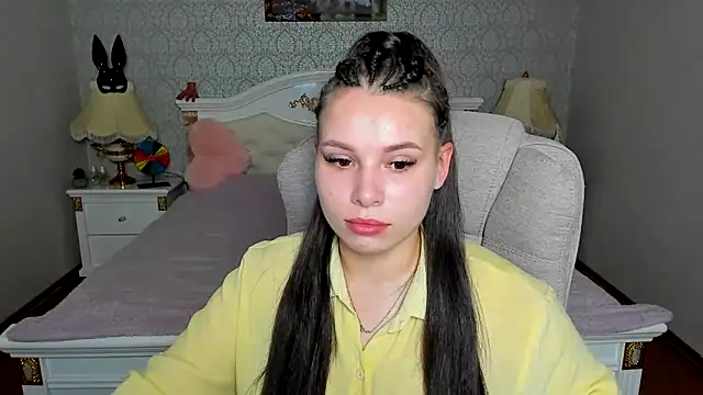 OmniaSher élő XXX-chatje